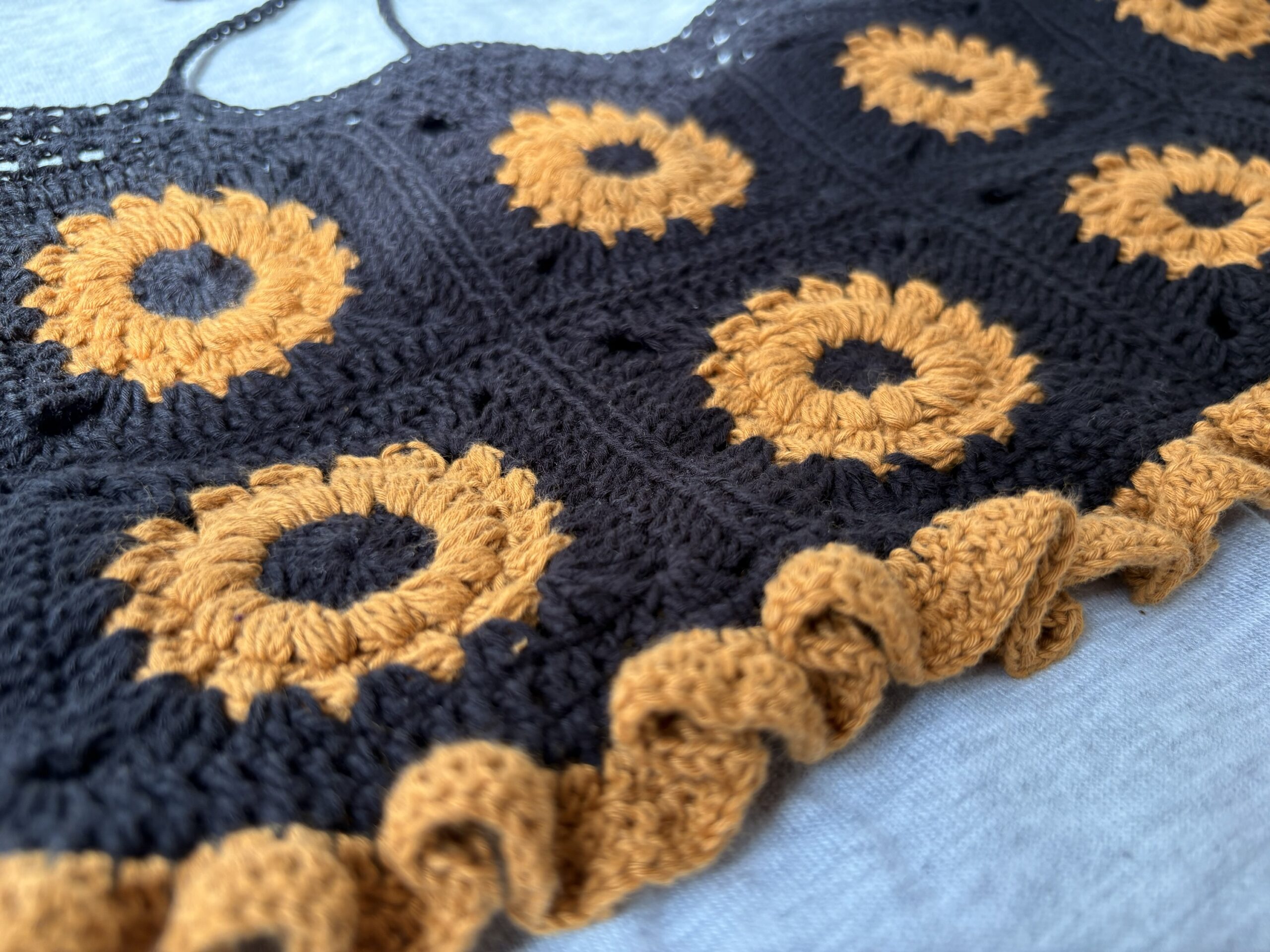 Top Crosetat “sunflower” - imagine 2