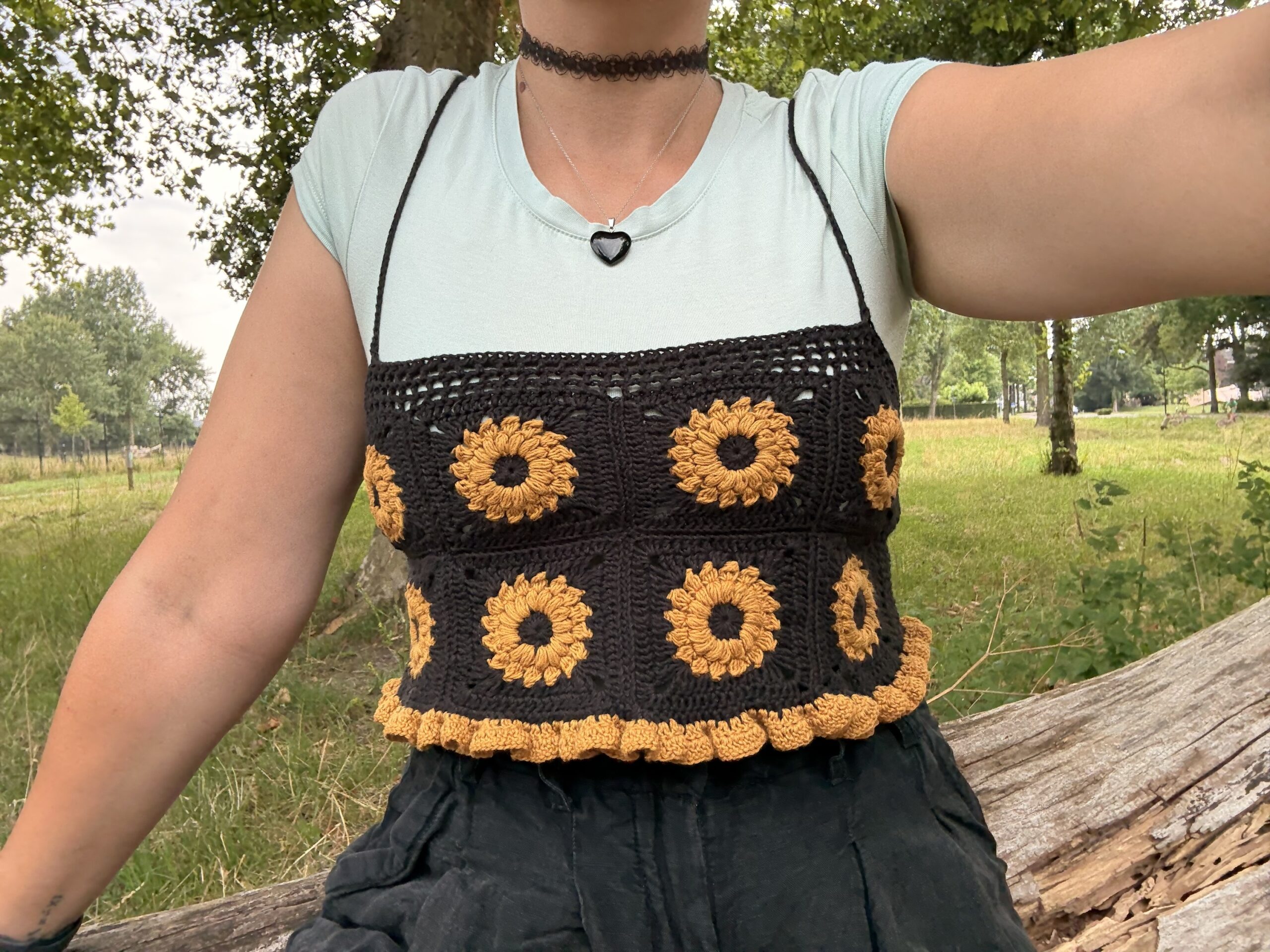 Top Crosetat “sunflower”